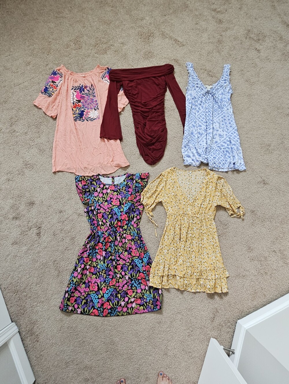 Lot of 5 Dress Bundle Size S